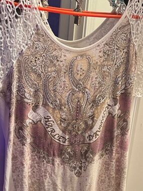 Harley-Davidson Cream White Color and Gold Lace Sleeve Women's Tee